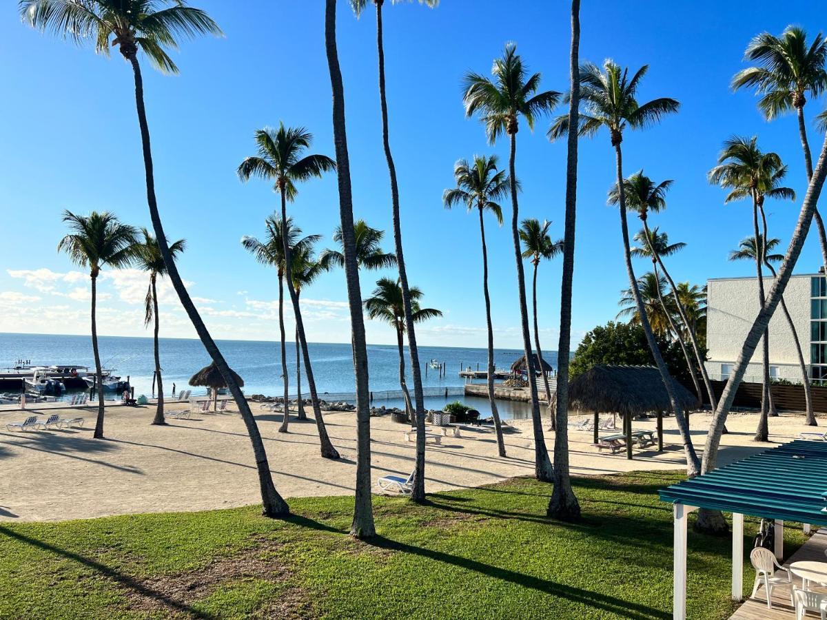 Breezy Palms Resort Айламорада Экстерьер фото